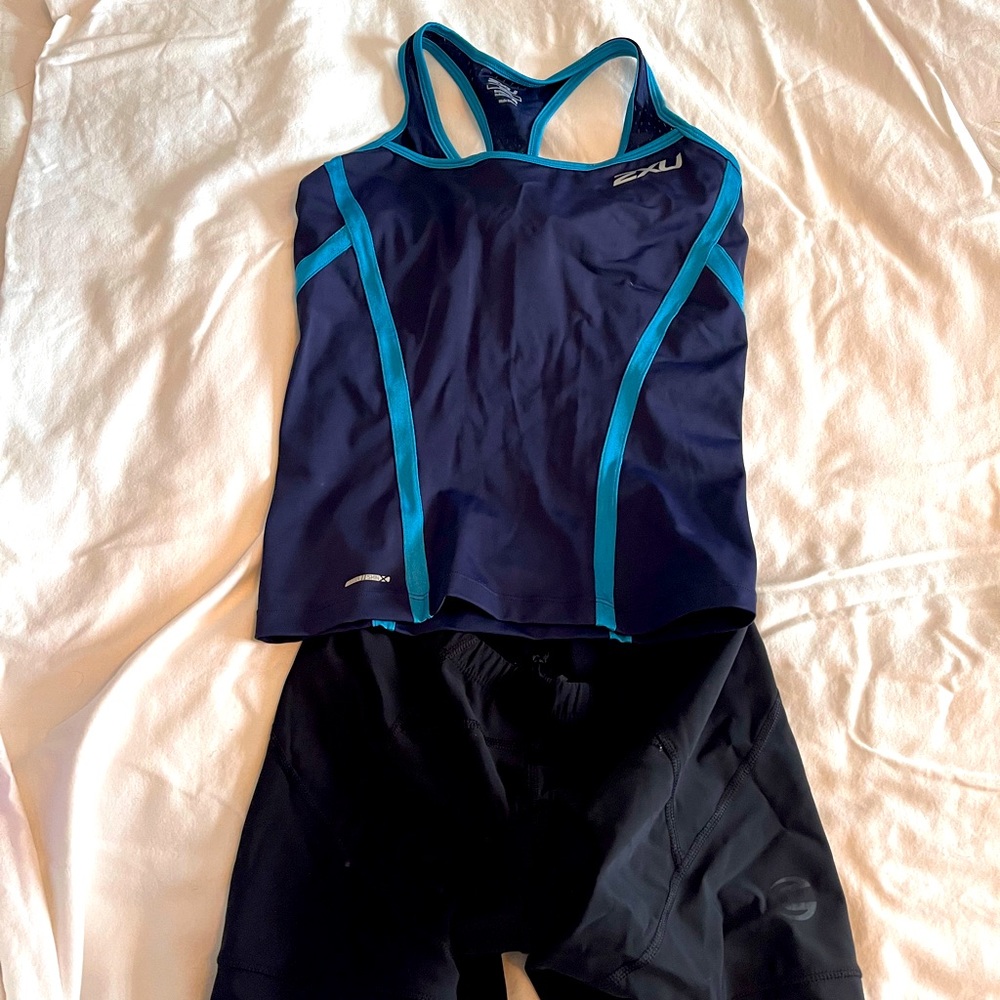 Womans triathlon swim and bike short.  Only worn a few times, great condition.
